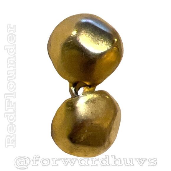 Vintage Gold Tone Metal Clip-On Earrings - Subtle Elegance with Movement - Picture 3 of 6